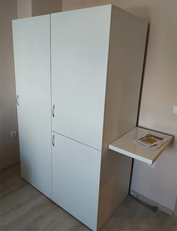 Шкафове за свободно стоящи уреди